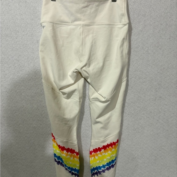 Fabletics Powerhold Leggings Size M - Picture 4 of 4